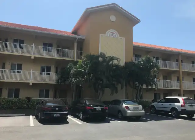 Property at 10020 Maddox Ln, Bonita Springs, FL, 34135, 2 beds, 2 baths, [object Object]