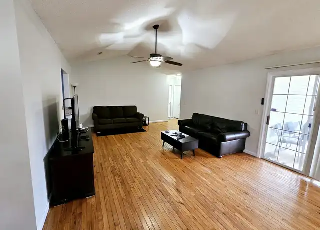 Property at 4972 Burkeshire Ct, North Charleston, SC, 29420, 1 bed, 1 bath, [object Object]