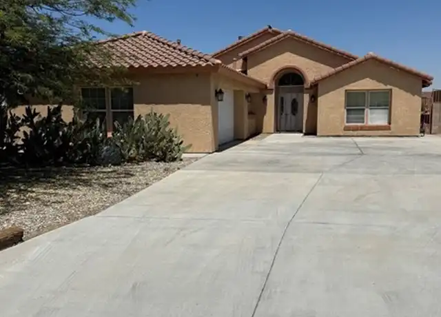 Property at 57166 Selecta Ave, Yucca Valley, CA, 92284, 3 beds, 2 baths, [object Object]