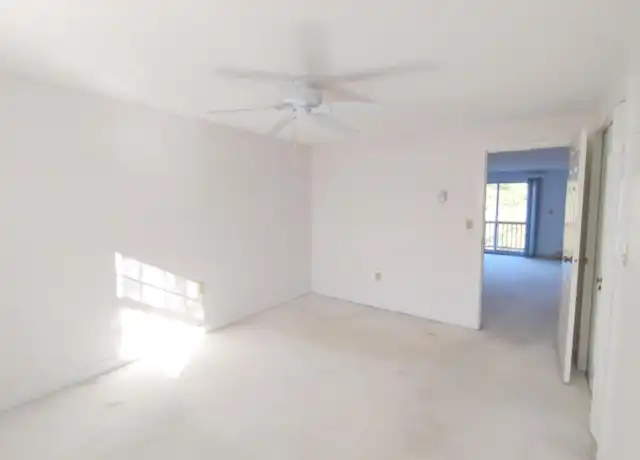 Property at 1431 Iyannough Rd Unit 8U, Hyannis, MA, 02601, 1 bed, 1 bath, [object Object]