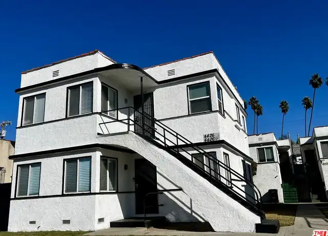 Property at 4424 Arlington Ave, Los Angeles, CA, 90043, 1 bed, 1 bath, [object Object]