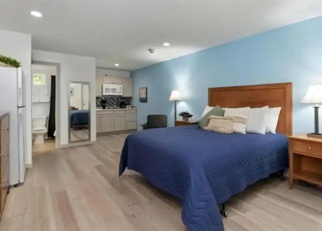 Property at 2916 W Main St Unit S2, Gun Barrel City, TX, 75156, 1 bed, 1 bath, [object Object]
