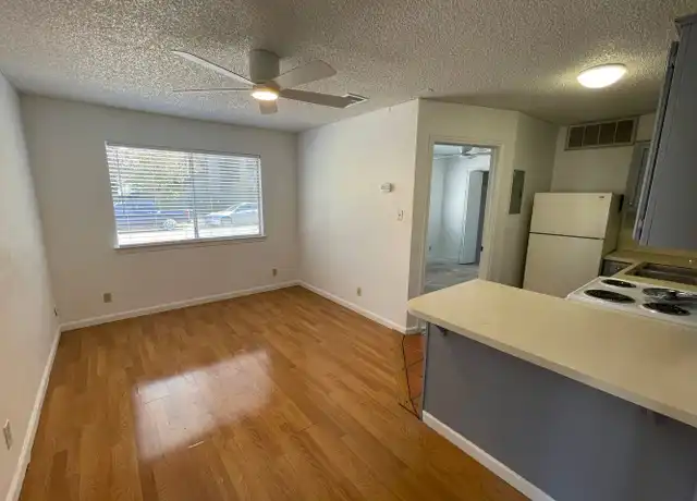 Property at 2514 Pearl St Unit 103, Austin, TX, 78705, 1 bed, 1 bath, [object Object]