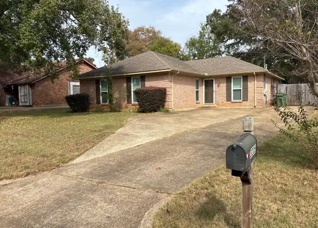 Property at 3205 Milan Dr, Montgomery, AL, 36109, 3 beds, 2 baths, [object Object]
