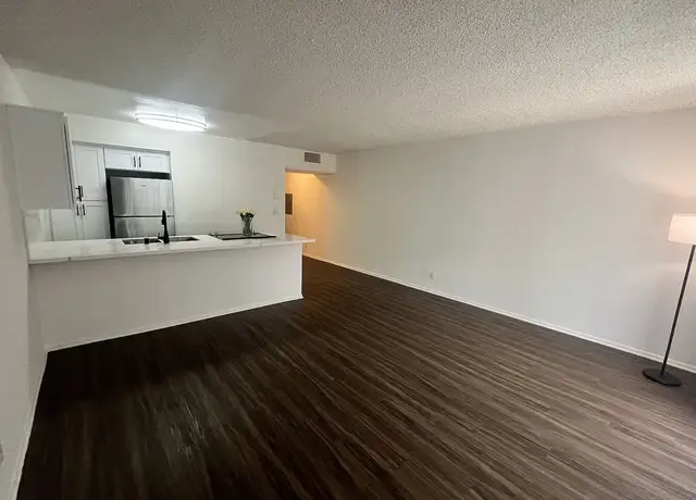 Photo of 200 City Blvd W, Orange, CA 92868