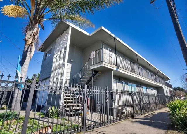 Property at 5900 Hayes St Unit A, Oakland, CA, 94621, 3 beds, 1.5 baths, [object Object]