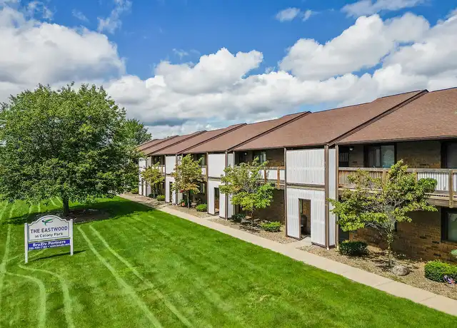 Property at The Eastwood in Colony Park - 2275 Eastwood Ave, Akron, OH, 44305, 1 bed, 1 bath, [object Object]