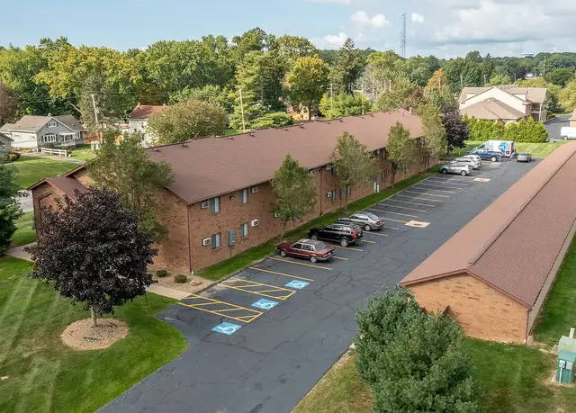 Photo of 2275 Eastwood Ave, Akron, OH 44305