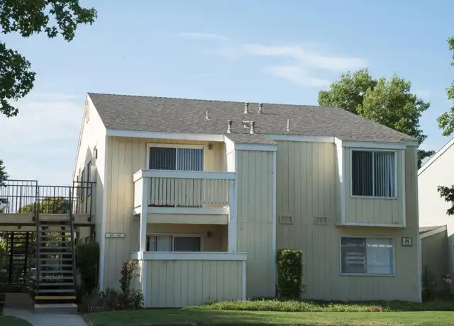 Property at 401 W Pine Ave Unit 102, Lompoc, CA, 93436, 2 beds, 1 bath, [object Object]