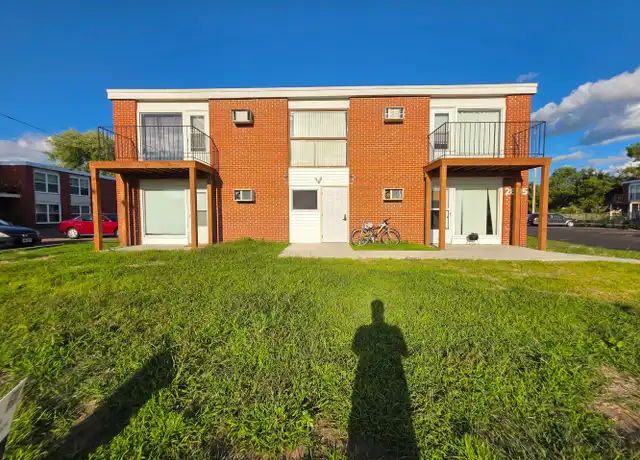 Property at 2805 Thomas Dr Unit B1, Eau Claire, WI, 54701, 2 beds, 1 bath, [object Object]