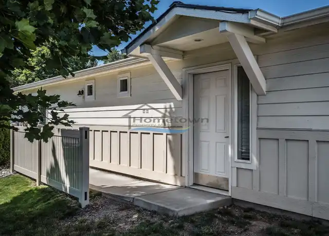 Property at 3640 Martin Ln, Coeur d'Alene, ID, 83815, 2 beds, 2 baths, [object Object]