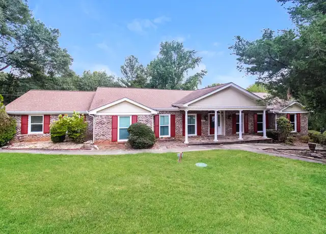 Property at 4806 Castlewood Dr SW, Lilburn, GA, 30047, 4 beds, 2.5 baths, [object Object]