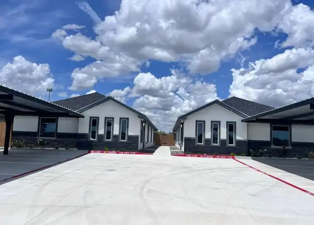 Property at 702 Palmer Rd Unit 1, Mission, TX, 78573, 2 beds, 2 baths, [object Object]