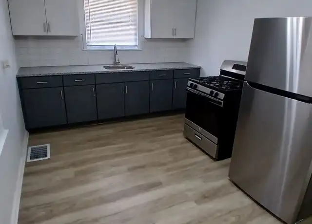 Property at 728 9th Ave, Brackenridge, PA, 15014, 1 bed, 1 bath, [object Object]