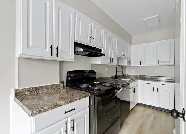 Property at Prairies Apartments - 4555 N Arlington Ave, Indianapolis, IN, 46226, 1-2 bed, 1-1.5 bath, [object Object]