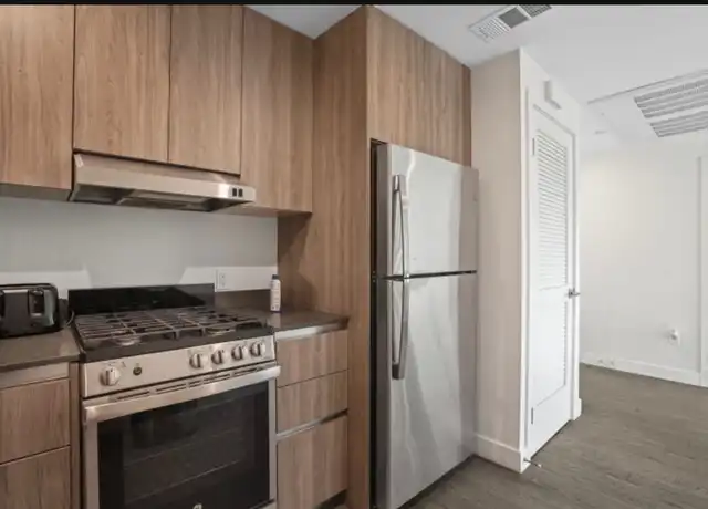 Property at 1950 Normandie Ave Unit 201, Los Angeles, CA, 90007, 2 beds, 2 baths, [object Object]