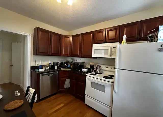 Property at 14 Leverett St Unit 1, Brookline, MA, 02445, 2 beds, 1 bath, [object Object]