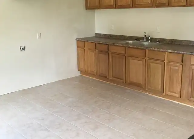 Property at 4702 Gloria Cir, Shreveport, LA, 71109, 4 beds, 2 baths, [object Object]