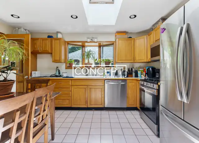 Property at 28 Murray Hill Rd Unit 2, Cambridge, MA, 02140, 4 beds, 1.5 baths, [object Object]