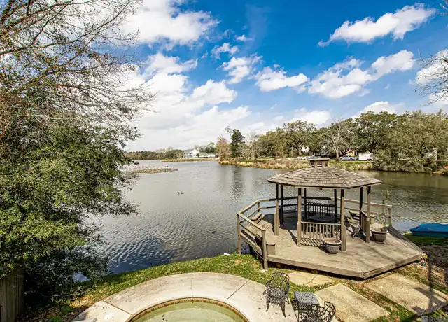 Property at 1509 Stanford Ave Unit A3, Baton Rouge, LA, 70808, 2 beds, 1 bath, [object Object]