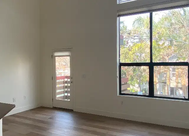 Property at 1730 27th St Unit 12, Sacramento, CA, 95816, 1 bed, 2 baths, [object Object]