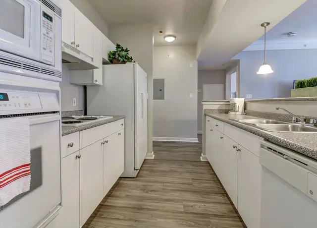 Photo of 1420 Annunciation St, New Orleans, LA 70130
