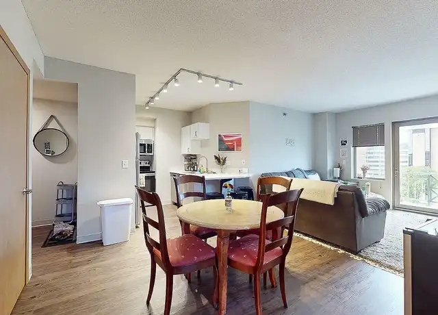 Property at Palisade Apartments - 535 W Johnson St, Madison, WI, 53703, 1-4 bed, 1-2 bath, [object Object]