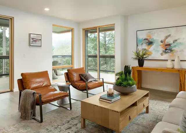 Property at Birnam Oaks - 10357 SE Waverly Ct, Portland, OR, 97222, 1 bed, 1 bath, [object Object]