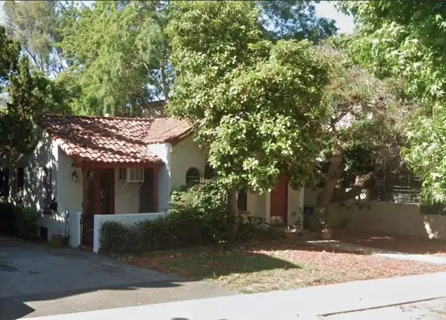 Property at 4448 Avocado St Unit 4448 1/2, Los Angeles, CA, 90027, 1 bed, 1 bath, [object Object]