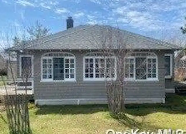 Property at 102 Marine Walk, Bay Shore, NY, 11706, 4 beds, 2 baths, [object Object]