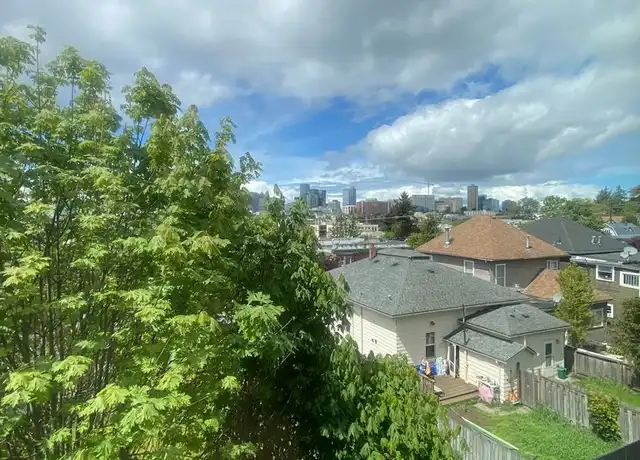 Property at 165 17th Ave Unit 207, Seattle, WA, 98122, 3 beds, 1 bath, [object Object]