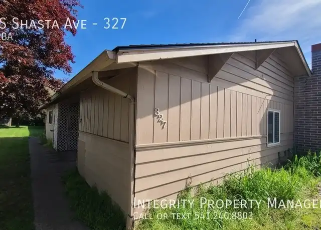Property at 327 S Shasta Ave Unit 327, Eagle Point, OR, 97524, 4 beds, 2 baths, [object Object]