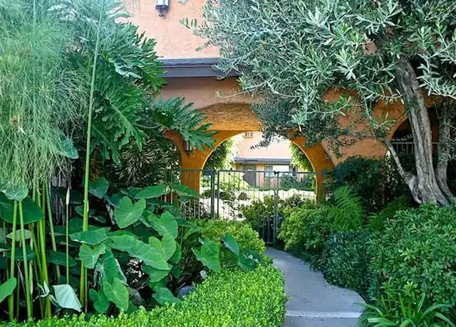 Property at 096 - Villa Las Flores - 1219 S Alta Vista Ave, Monrovia, CA, 91016, 1 bed, 1 bath, [object Object]