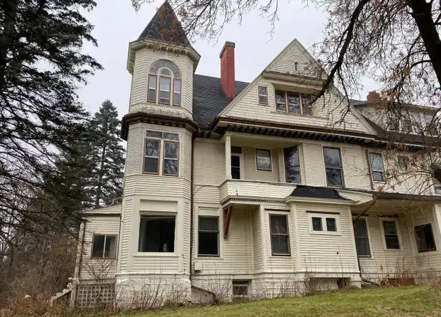 Property at 900 McClellan St Unit 6, Wausau, WI, 54403, 2 beds, 1 bath, [object Object]