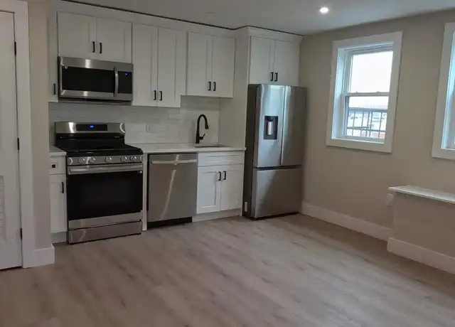 Property at 136 Elm St Unit 404, Newark, NJ, 07105, 2 beds, 1 bath, [object Object]