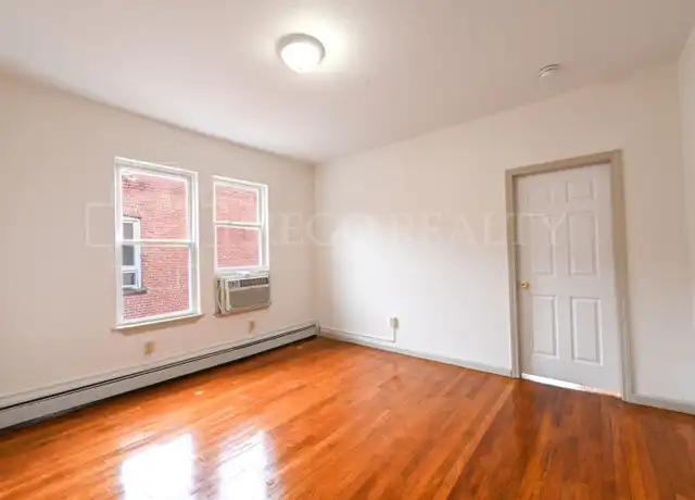 Property at 277 Buckingham St #305, Hartford, CT, 06106, 1 bed, 1 bath, [object Object]