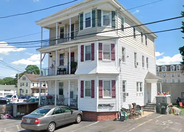 Property at 4 Spring St Unit 3, Johnston, RI, 02919, 3 beds, 1 bath, [object Object]