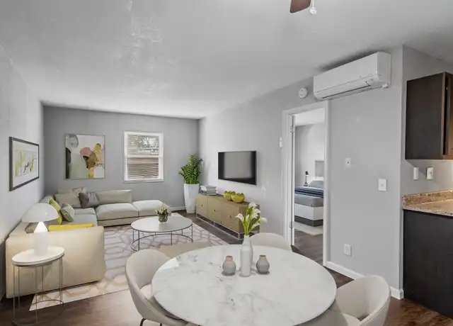 Property at 5825 Southwest Ave Unit 3, St. Louis, MO, 63139, 1 bed, 1 bath, [object Object]