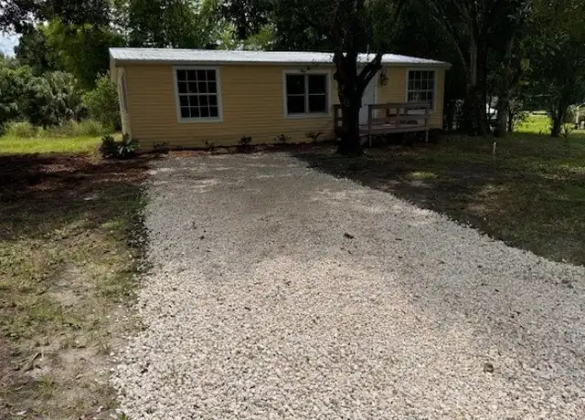 Property at 235 Favor Ave, Labelle, FL, 33935, 3 beds, 2 baths, [object Object]