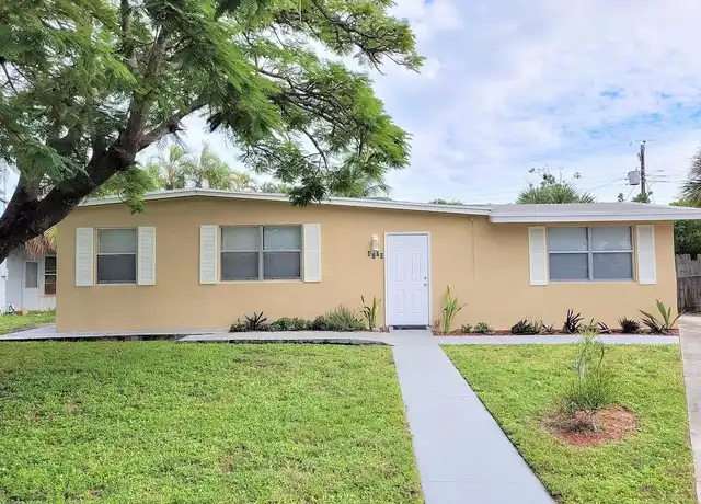 Property at 4700 NE 14th Ave, Pompano Beach, FL, 33064, 3 beds, 2 baths, [object Object]