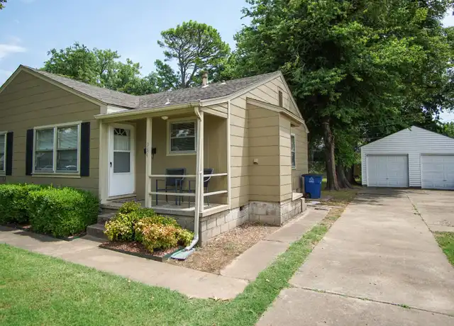 Property at 934 E 37th Pl, Tulsa, OK, 74105, 2 beds, 1 bath, [object Object]