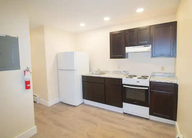 Property at 809 Main St Unit 103, Bennington, VT, 05201, 1 bed, 1 bath, [object Object]