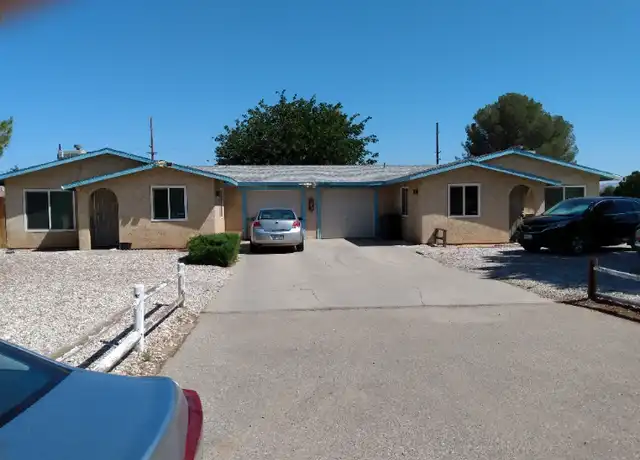 Property at 21390 Laguna Rd Unit Apt, Apple Valley, CA, 92308, 2 beds, 1 bath, [object Object]