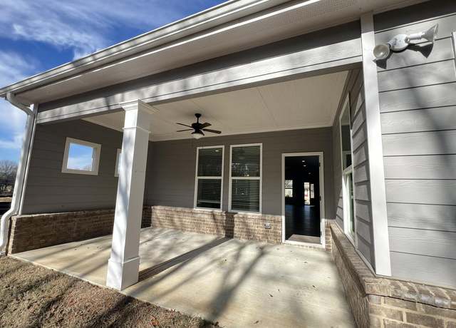 Photo of 767 Kestrel Dr, Loganville, GA 30052