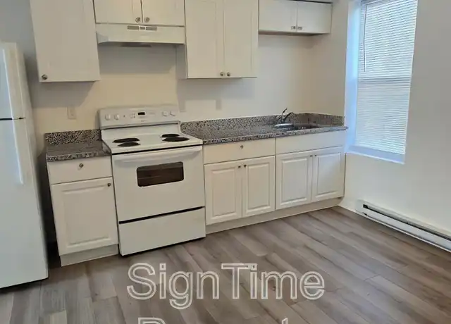 Property at 187 Berkson Ave, Hagerstown, MD, 21740, 2 beds, 1 bath, [object Object]