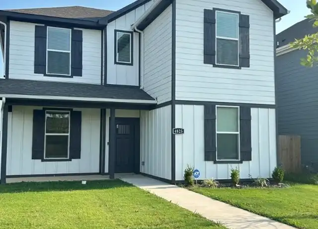 Property at 4825 W Triangle St, Fayetteville, AR, 72704, 4 beds, 3.5 baths, [object Object]