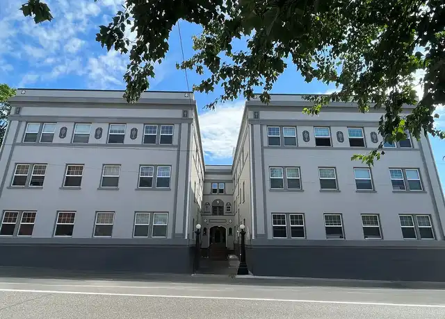 Property at Belmont Court by Star Metro - 1410 SE Belmont St, Portland, OR, 97214, 1 bed, 1 bath, [object Object]