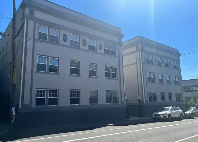 Property at Belmont Court Apartment - 1410 SE Belmont St, Portland, OR, 97214, 2 beds, 1 bath, Contact for Price