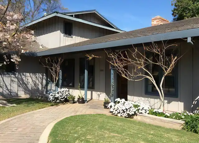 Property at 2085 Karen Ct, Merced, CA, 95340, 5 beds, 3 baths, [object Object]