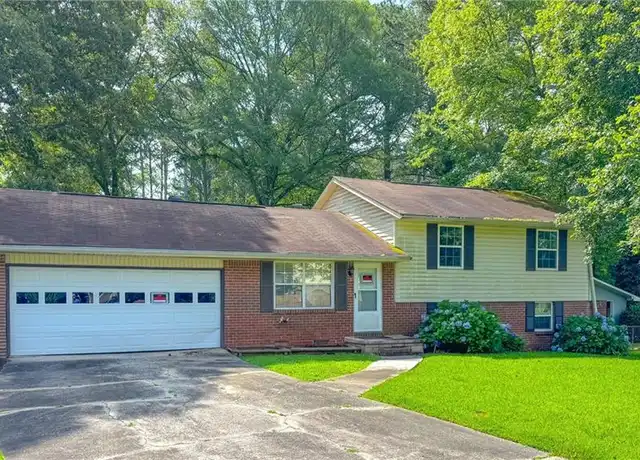 Property at 105 Crystal River Dr, Riverdale, GA, 30274, 4 beds, 1 bath, [object Object]